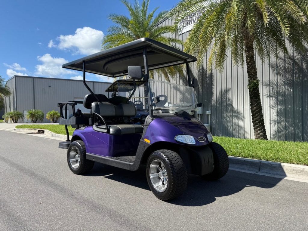 2018 E-Z-GO RXV